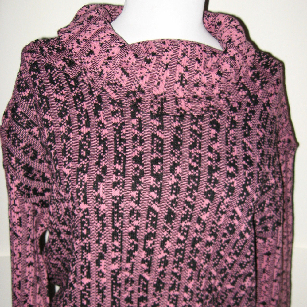 BRAND NEW Women's Cowl Neck Sweater sz MEDIUM